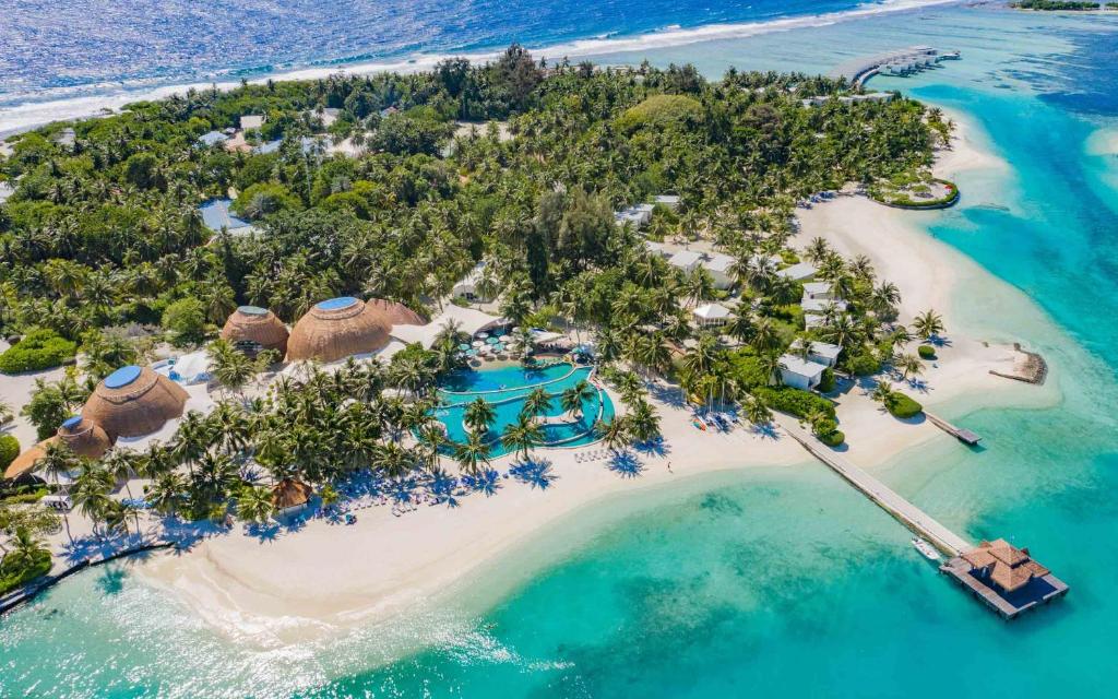 Holiday Inn Resort Kandooma Maldives - 4 Days