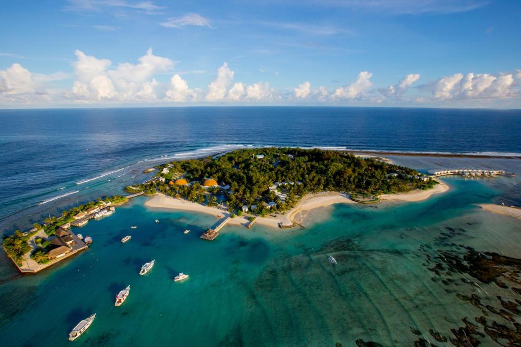 Holiday Inn Resort Kandooma Maldives - 4 Days