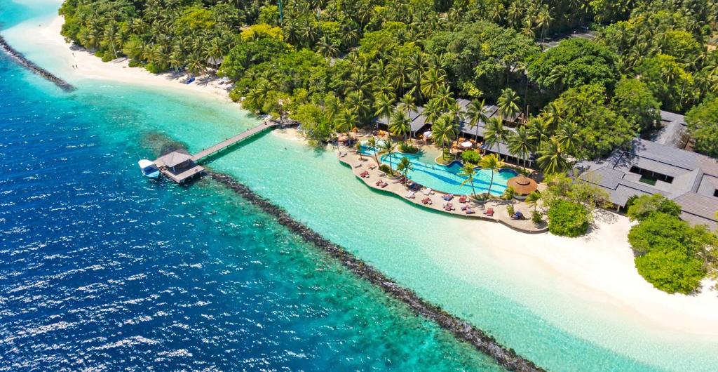 Royal Island Resort - 4 Days